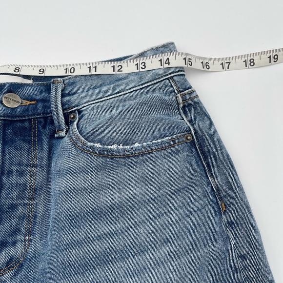 DRIFTWOOD Women’s Size 26 Goldie Denim Jean Cut Off Shorts Raw Hem - Picture 9 of 11